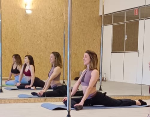 Cours de stretching avec Inter